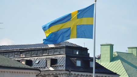 Одумались: Швеция вводит карантин