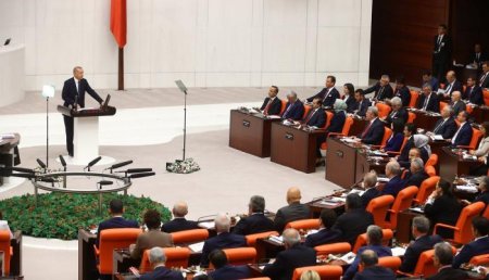 Türkiyə parlamentinin yeni tərkibdə ilk iclası başlayıb, Ərdoğan iştirak edir