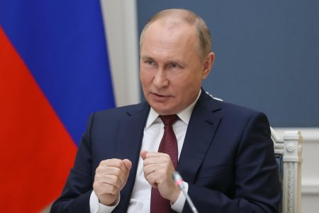 Путин ничего не контролирует - Фабер