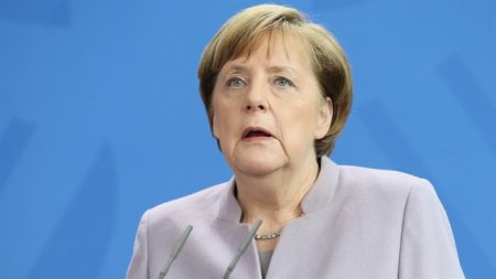 Merkel hakimiyyətdən gedəcəyi vaxtı açıqladı