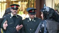 İranda aqressiya artır: polislərə başqa dil qadağan edildi