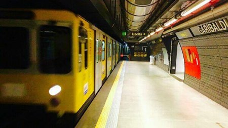 В Италии произошло столкновение поездов метро