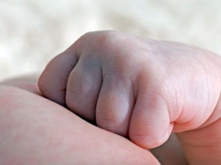 В мире родился первый ребенок с антителами к COVID-19