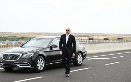 Prezident İlham Əliyev Əhmədbəyli-Füzuli-Şuşa yolunun açılışında iştirak edib