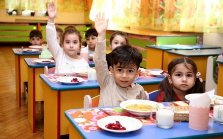 Məktəbəqədər təhsilin əhatə dairəsinin genişləndirilməsi ilə bağlı dəyişiklik son oxunuşda qəbul edilib
