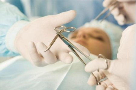 Azərbaycanda 2700-dən artıq qadın 20 yaşına çatmamış abort etdirib