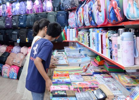 1 şagirdin məktəb bazarlığı neçəyə başa gəlir? - QİYMƏTLƏR