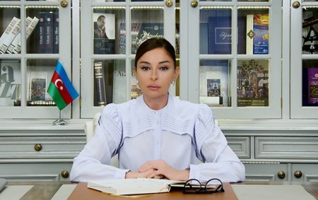 Mehriban Əliyeva Anım Günü ilə bağlı paylaşım etdi - Foto