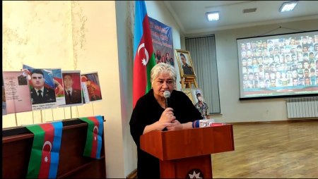 XƏTAİ RAYON 55 SAYLI MƏKTƏBDƏ ŞƏHİDLƏRƏ HƏSR OLUNMUŞ TƏDBİR KEÇİRİLDİ