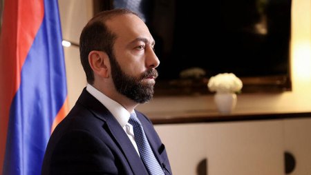 Mirzoyan Zəngəzur dəhlizindən danışdı: “Dünən Bayramovla müzakirə etdik”