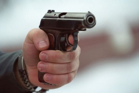Bakıda silahlı insident: İki nəfər güllələndi