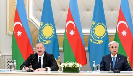 Azərbaycan və Qazaxıstan prezidentləri mətbuata bəyanatlarla çıxış ediblər - FOTO
