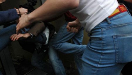 Maşına zorla mindirib apararaq döydülər - 3 qazi saxlanıldı