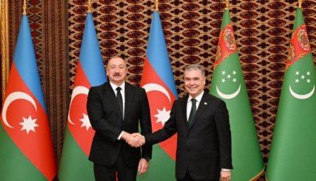 Azərbaycan Prezidenti Qurbanqulu Berdiməhəmmədova zəng edib