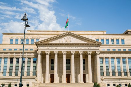 Xüsusi statusla mənzillə təminat yalnız 1 dəfə mümkündür