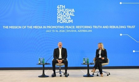 Prezident IV Şuşa Qlobal Media Forumunun açılışında... - Foto