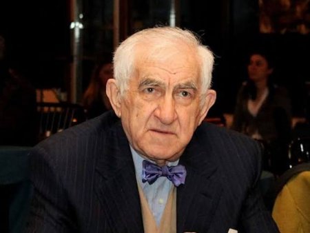 Mədəniyyət Nazirliyi Tofiq Bakıxanovun vəfatı ilə bağlı nekroloq yayıb