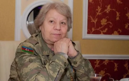 Ordumuzun ilk qadın snayperi vəfat etdi