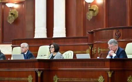 Milli Məclisin payız sessiyasının növbəti plenar iclası başlayıb, 12 məsələ müzakirə ediləcək
